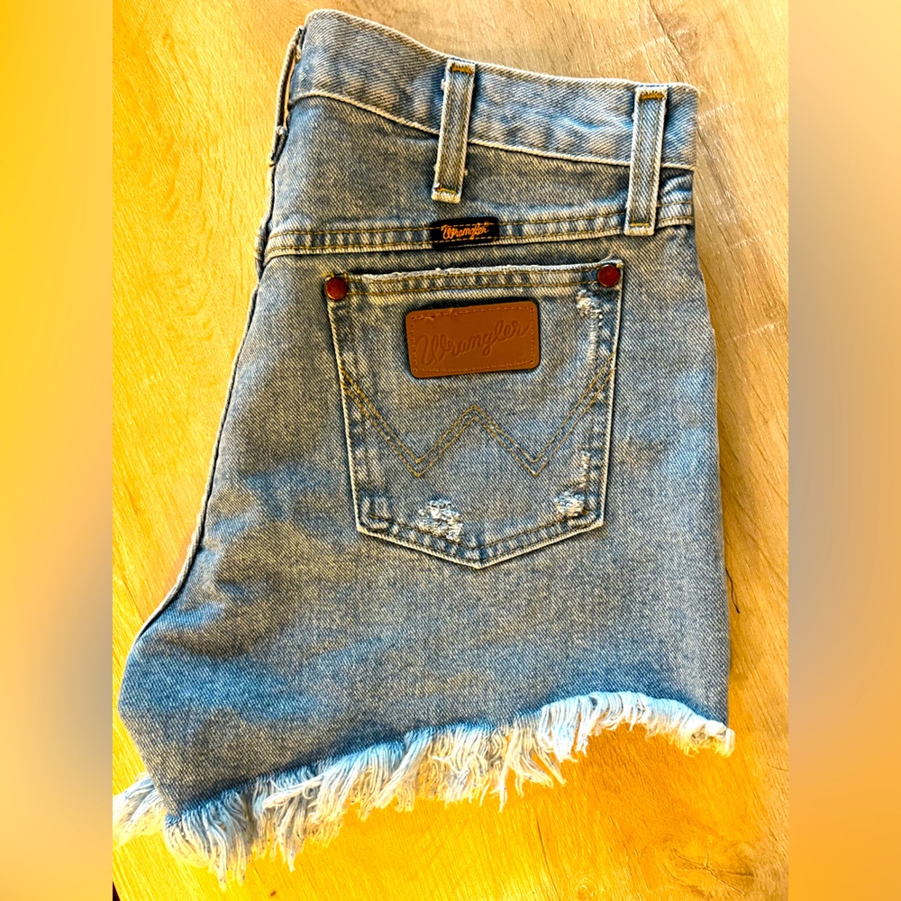 Wrangler Reworked Cut-Off Denim Short